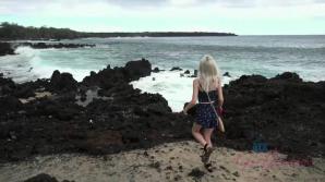 atkgirlfriends.com Kate makes it to Hawaii, and you make her cum.