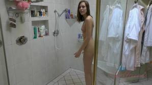 ATKporn You just had to invite Molly back